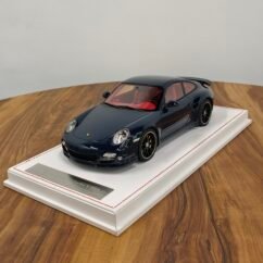 Porsche 911 Turbo S (997.2) Dark Blue 1:18
