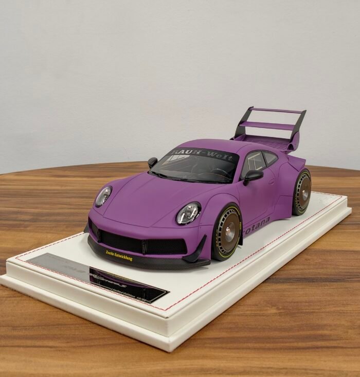 Porsche 991 RWB Carrera S 1:18
