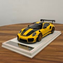 Porsche 991 GT2RS MR 1:18 Manthey Yellow