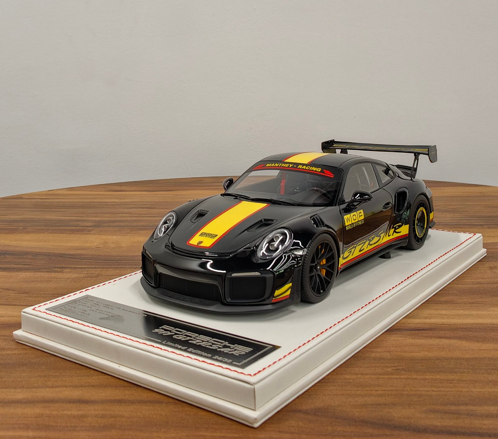 Porsche 991 GT2RS MR 1:18 WOF
