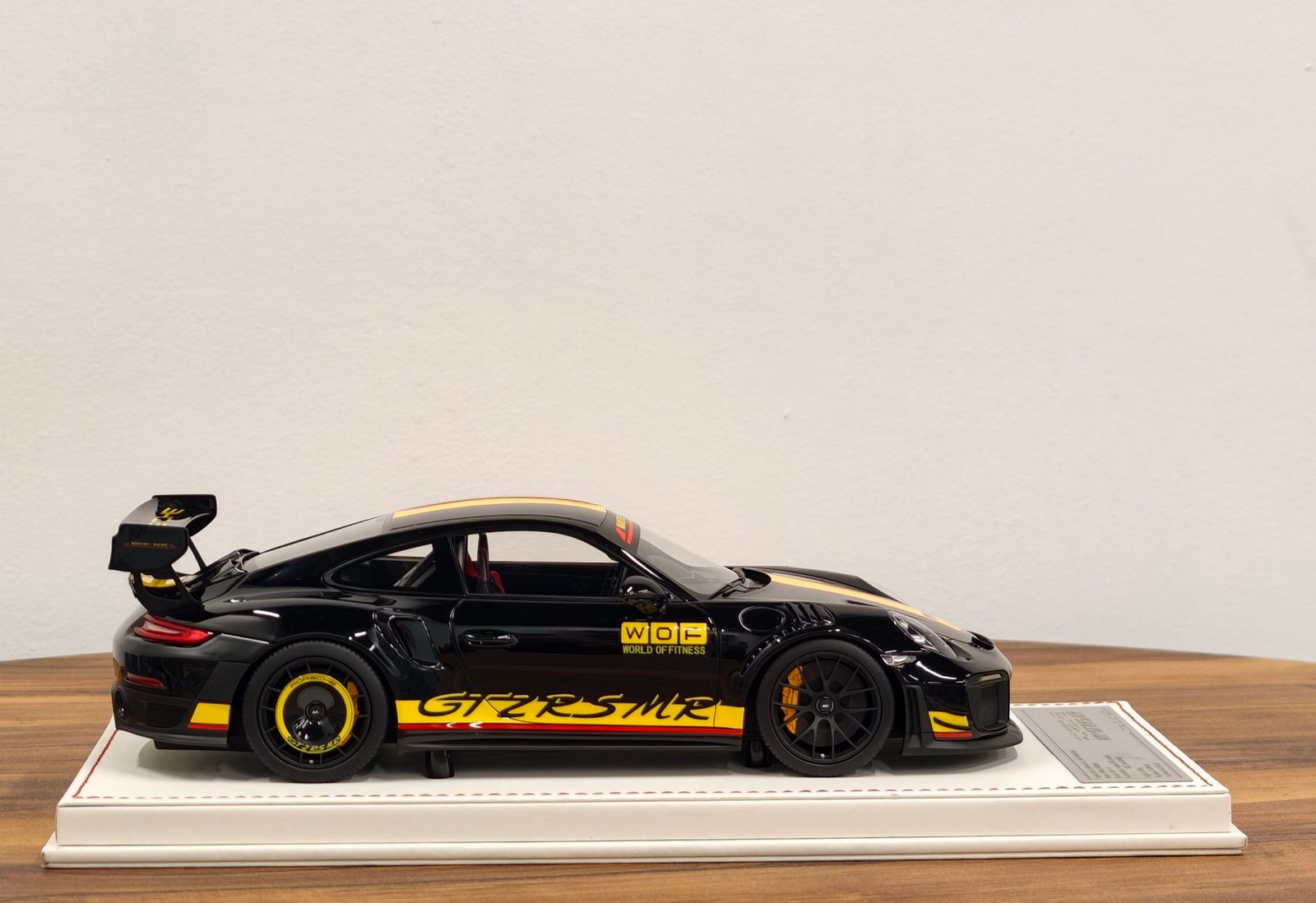 Porsche 991 GT2RS MR 1:18 WOF - Image 3