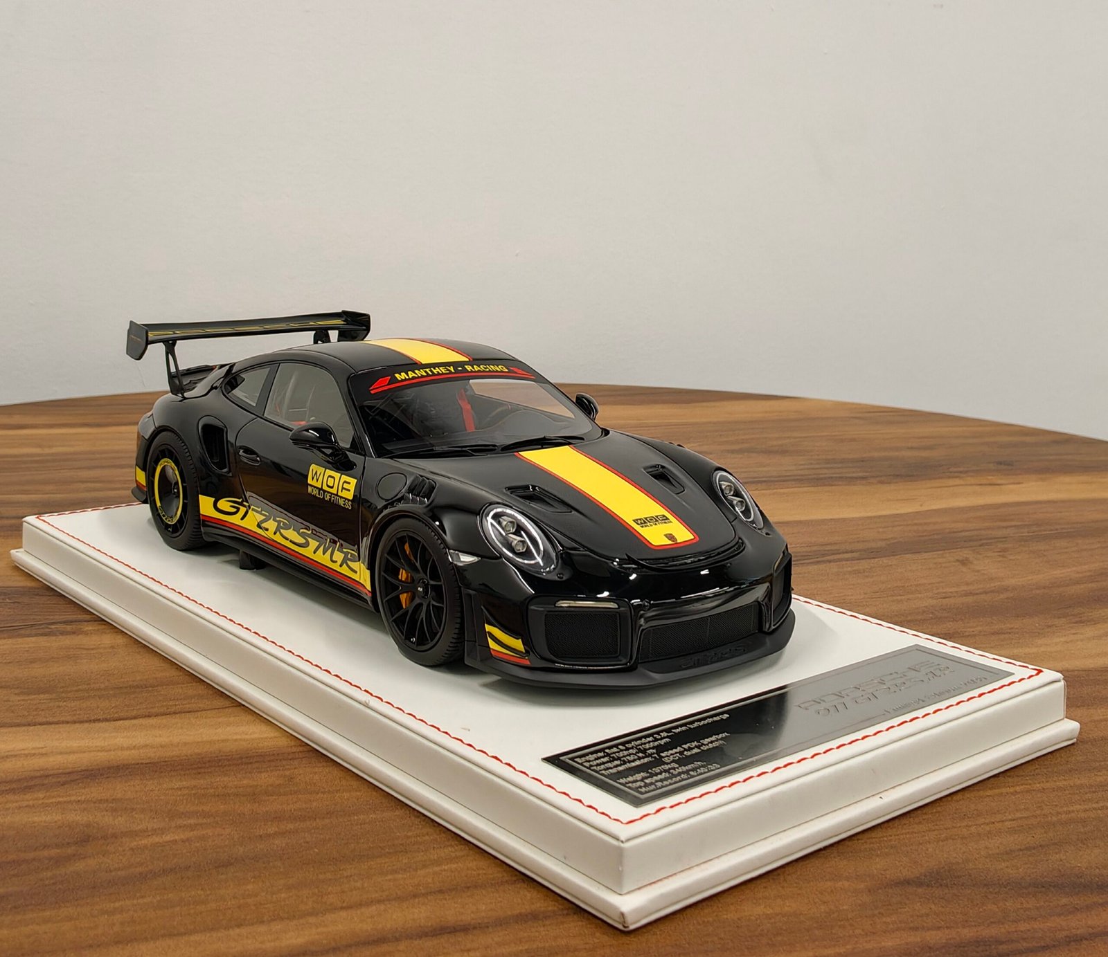 Porsche 991 GT2RS MR 1:18 WOF - Image 4
