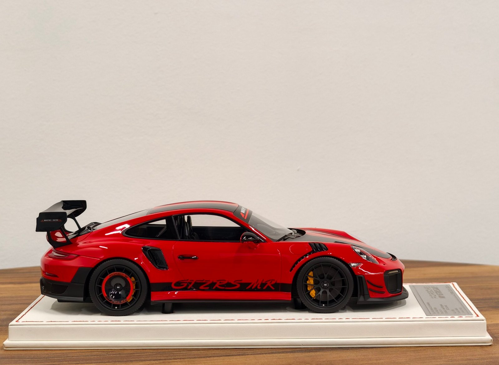 Porsche 991 GT2RS MR 1:18 Manthey - Racing - Image 3