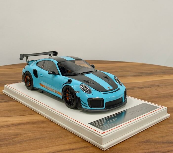 Porsche 991 GT2RS MR 1:18 Blue - Image 4