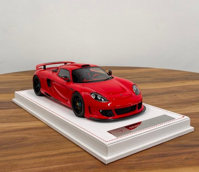 Gemballa Mirage GT 1:18 Red - Image 2