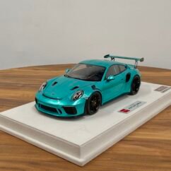 Porsche 911 GT3 RS 2018 Green 1:18