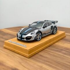 Porsche 911 Tech-Art GT Street R 1:18 Silver