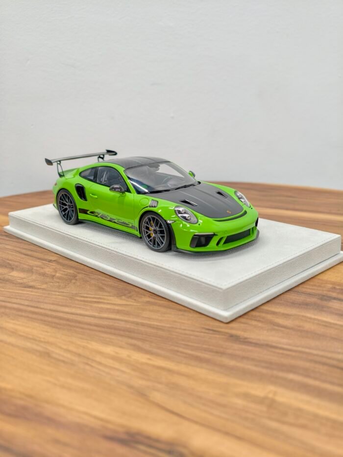 Porsche 911 (991.2) GT3 RS 1:18 Green - Image 2