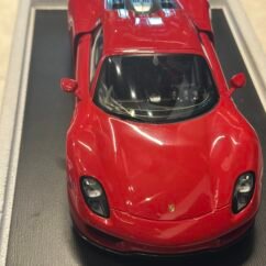 Porsche 918 Spyder 1:18 Red