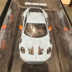 Porsche 911 GT3 Rs 1:18 Blue with Orange