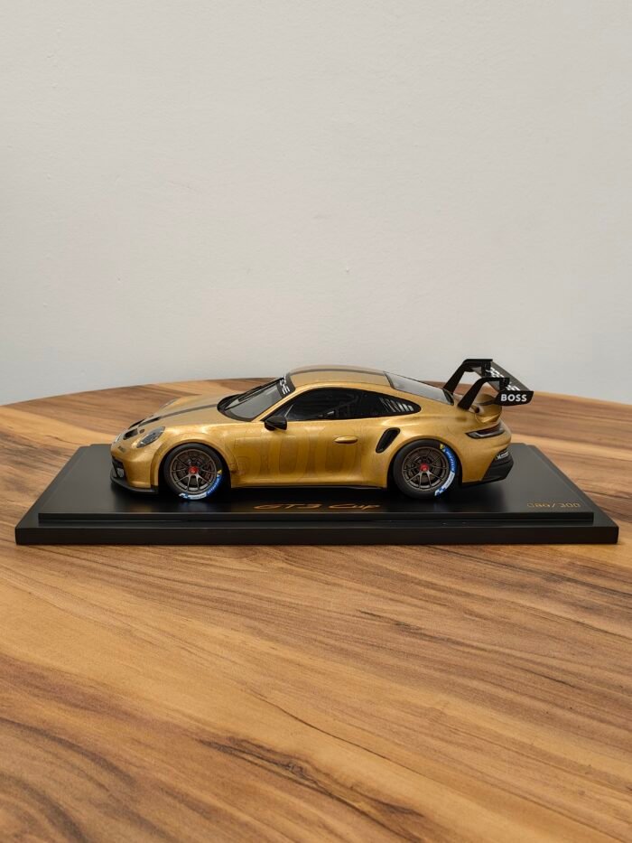 Porsche GT3 Cup 1:18 Gold - Image 3