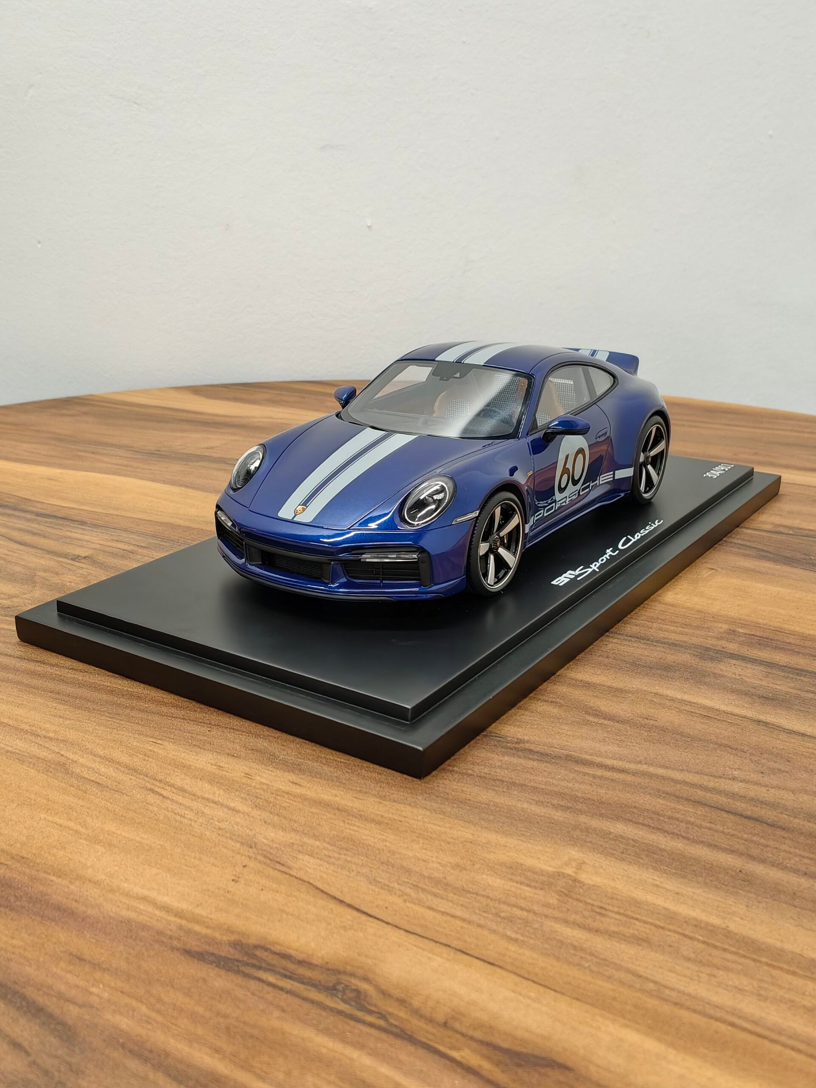 Porsche 911 Sport Classic 1:18 Blue