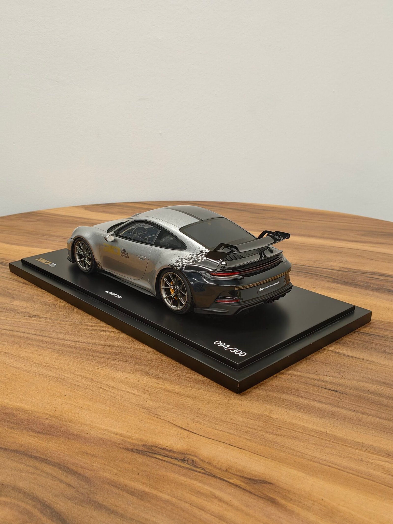 Porsche GT3 30year Supercup 1:18 - Image 2