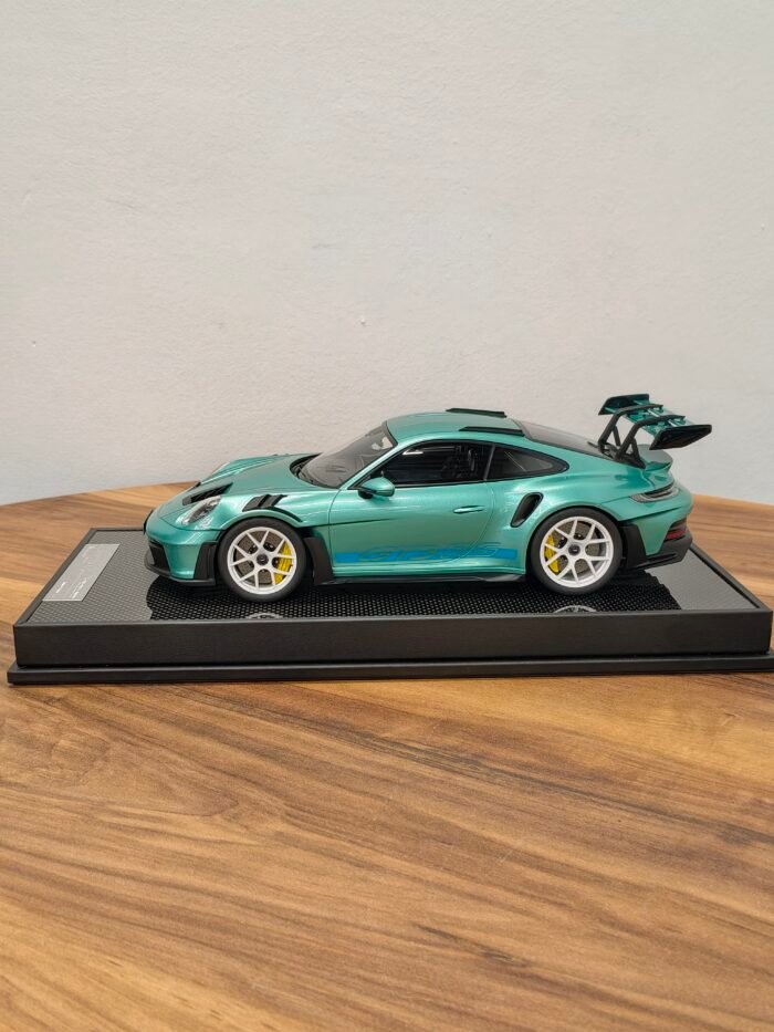 Porsche gt3rs 911(992.1)Tiffany 1:18 - Image 3