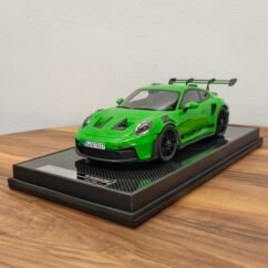 Porsche 911 (992.1) GT3 RS 1:18 Green