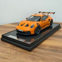 Porsche 911 (992.1) GT3 RS Orange 1:18