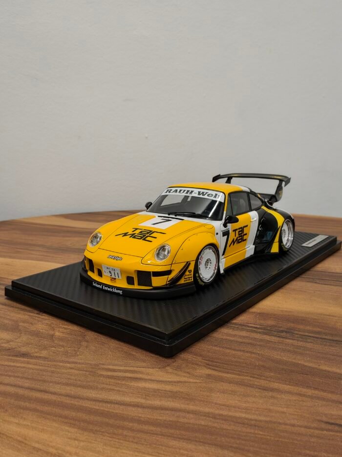 Porsche RWB 993 Yellow 1:18