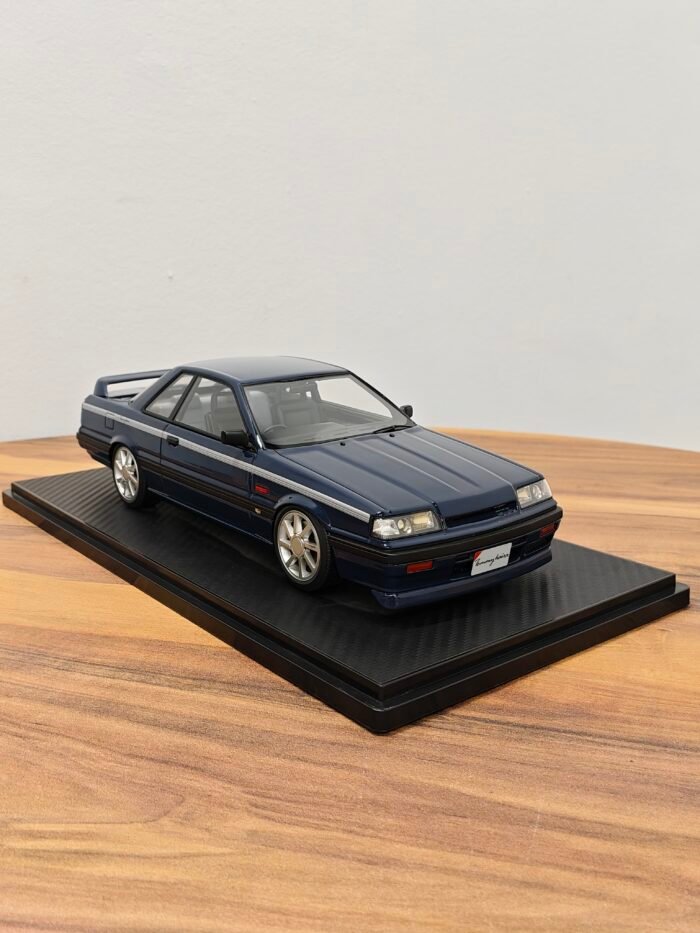 Nissan Skyline GT-R(R31) Dark Blue 1:18 - Image 2