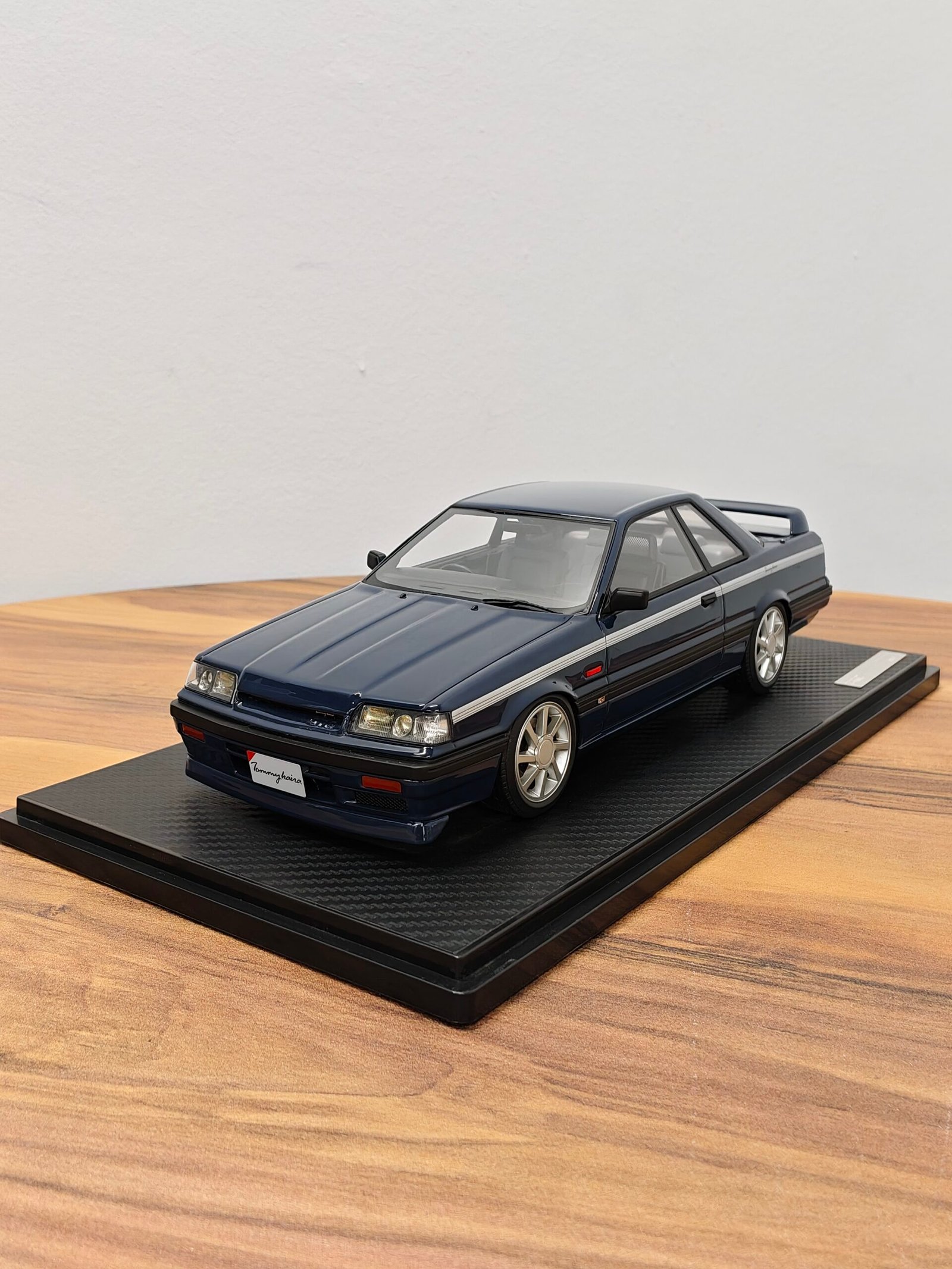 Nissan Skyline GT-R(R31) Dark Blue 1:18