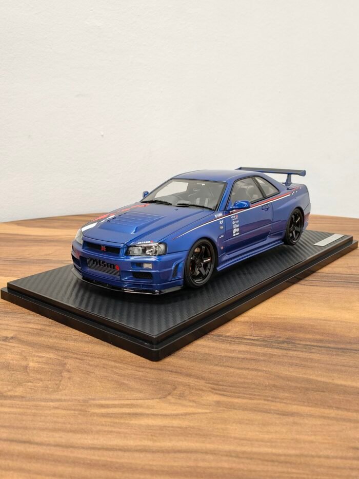 Nissan GT-R R-Tune 1:18 Bayside Blue