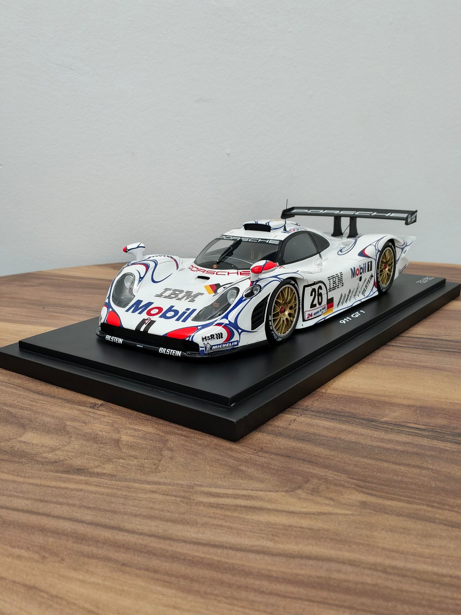 Porsche 991 GT1/98 White 1:18