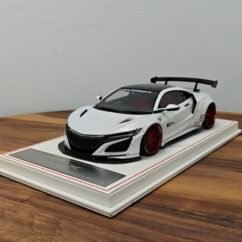 LB Performance NSX Pearl White 1:18