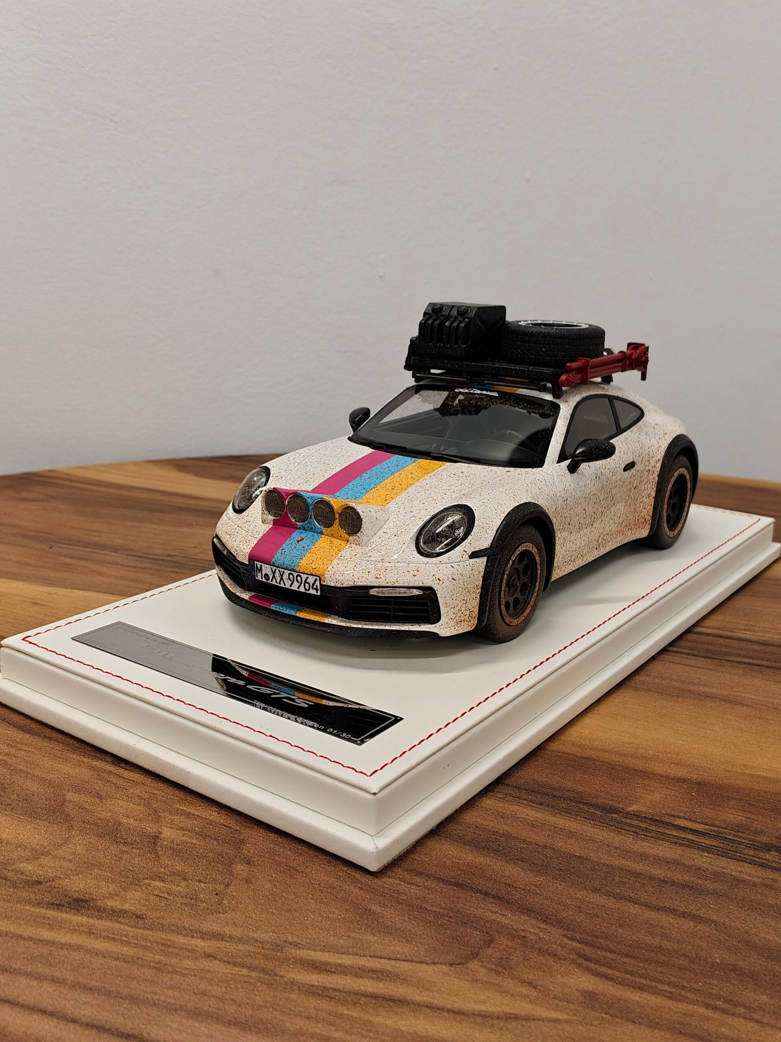 Porsche 911 Carrera Gts 1:18 White