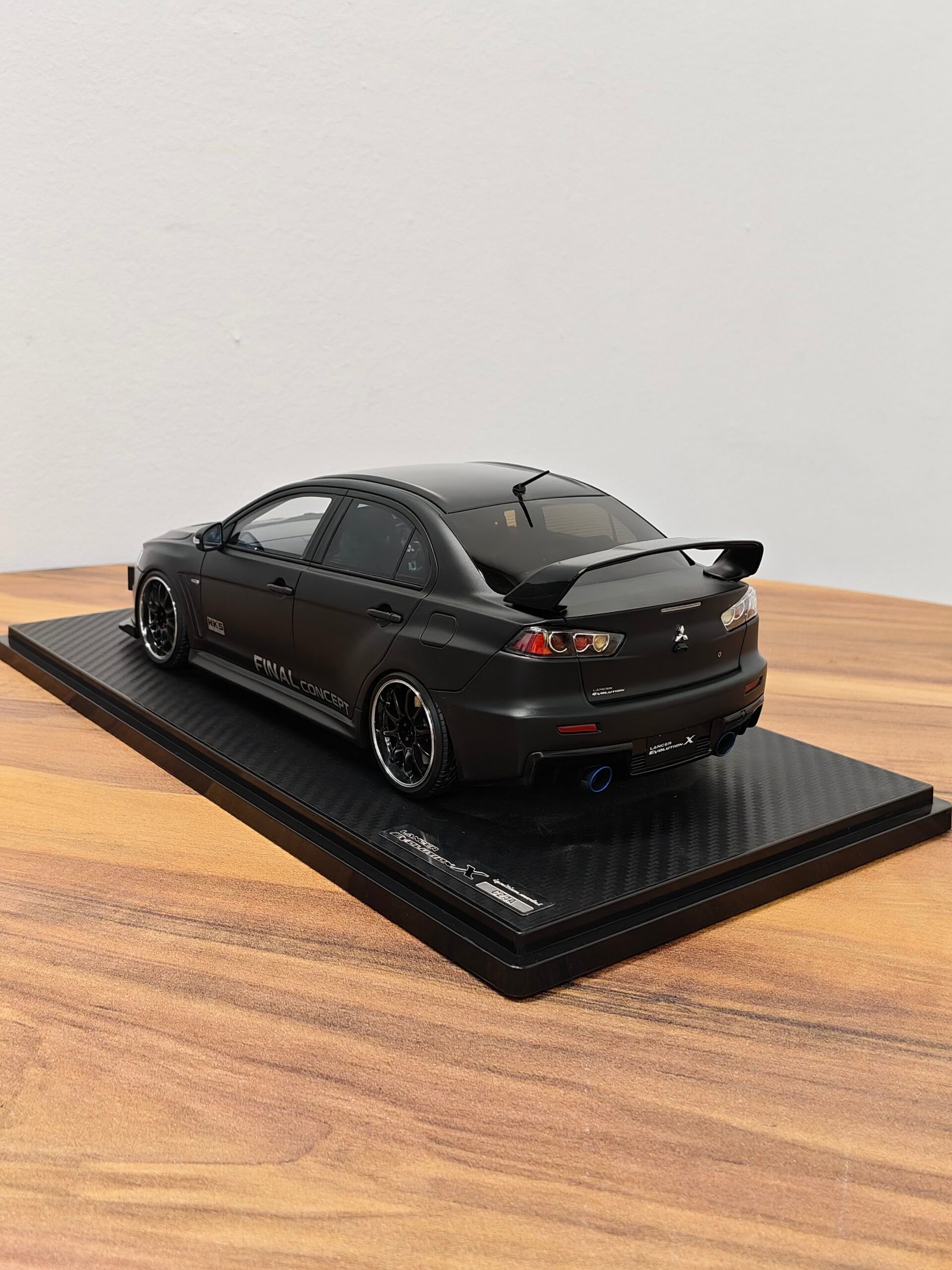 Mitsubishi Lncr Evltn X CZ4A 1:18 Matte Black - Image 4