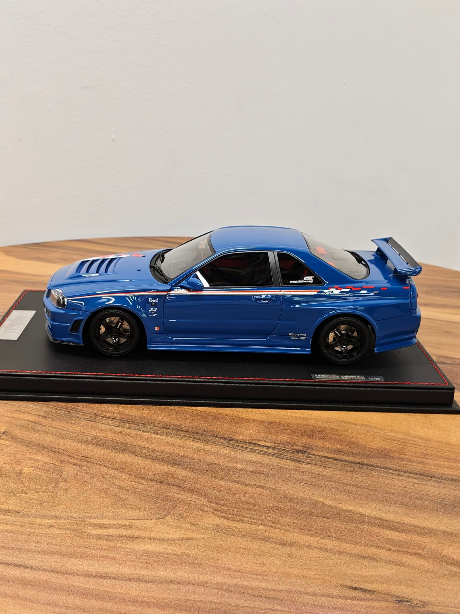 Nisan Skyline GT-R R34 Z-Tune 1:18 Blue - Image 3