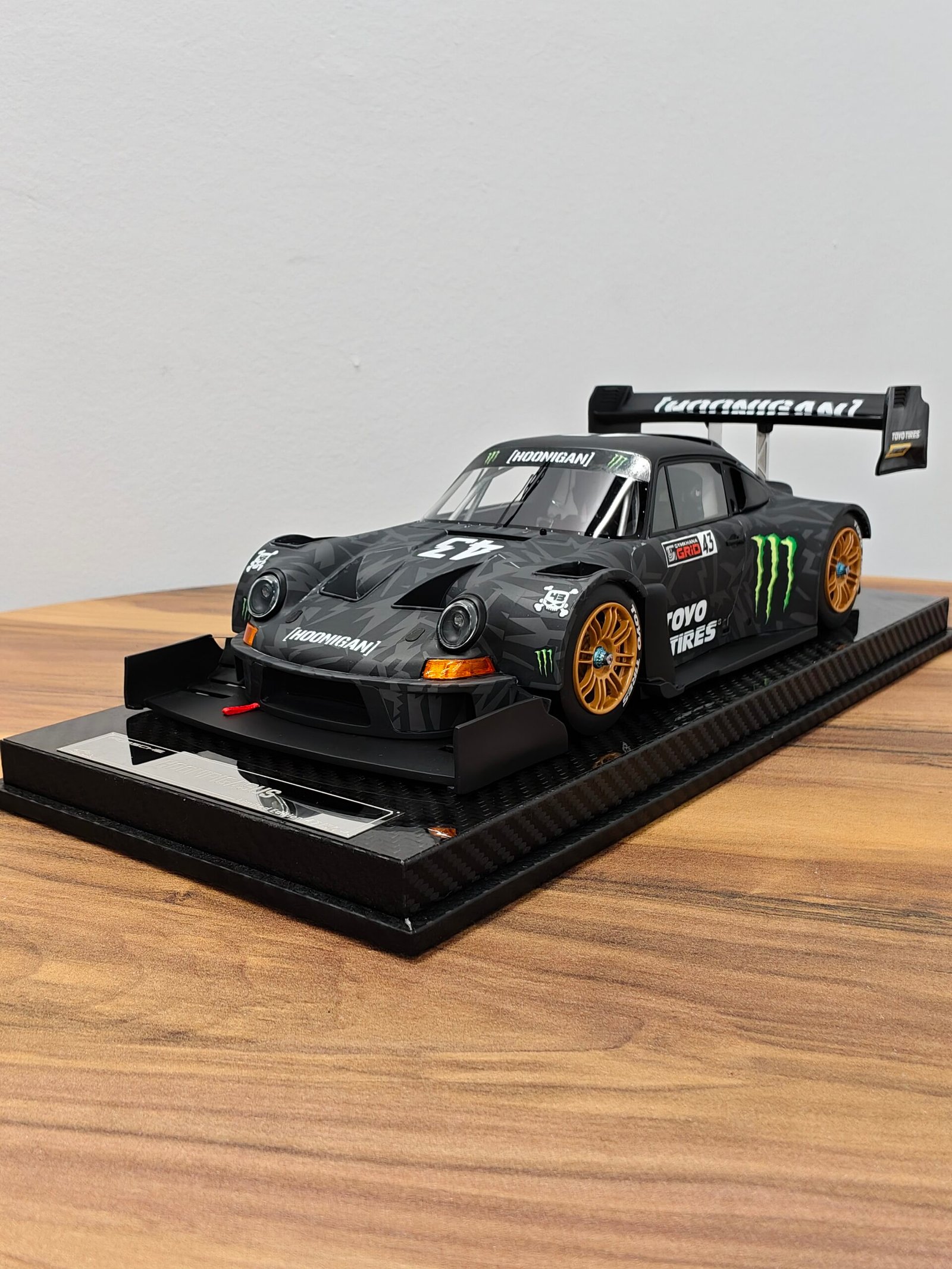 Porsche Hoonpigasus 1:18 Black