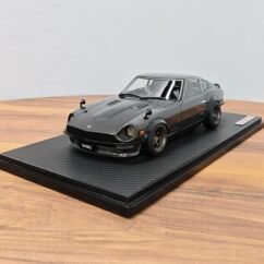 Nissan Skyline 2000 GT-R 1:18 Black
