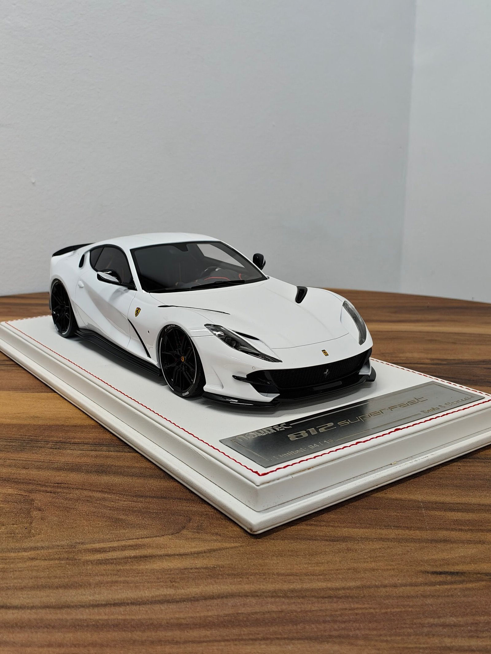 Ferrari Novitec 812 Superfast 1:18 White - Image 2