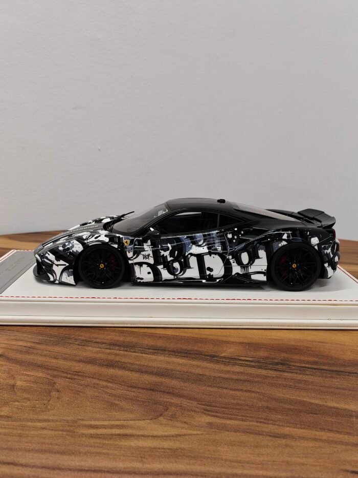 Ferrari 488 GTB Dior Edition (Black) 1:18 - Image 3