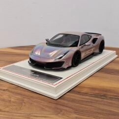 Ferrari 488 Pista ( Fantacy Pink) 1:18