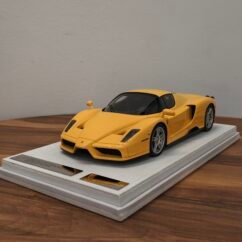 Enzo Ferrari (Yellow) 1:18