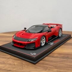 Ferrari F80 Rosso Corsa 1:18 Red