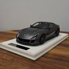 Ferrari 599 GTO 1:18 Silver