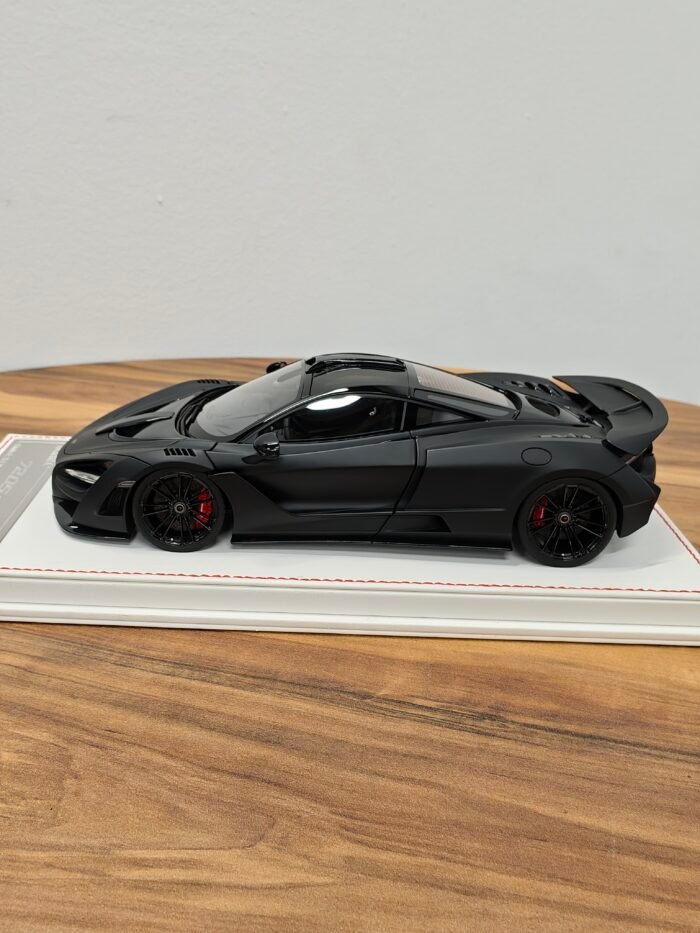 Mclaren 720S N-LARGO 1:18 Black - Image 3