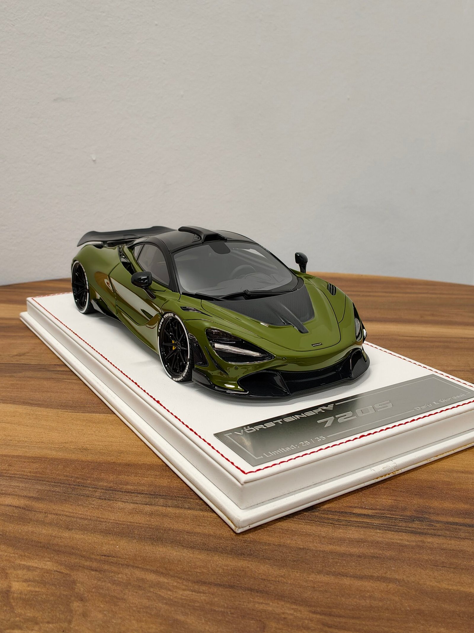 McLaren 720S VORSTEINERV 1:18 Olive Green, Black Roof - Image 2