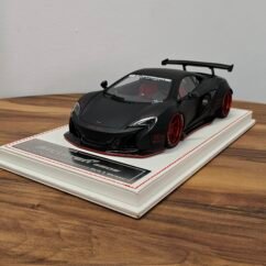 McLaren 650s Black 1:18