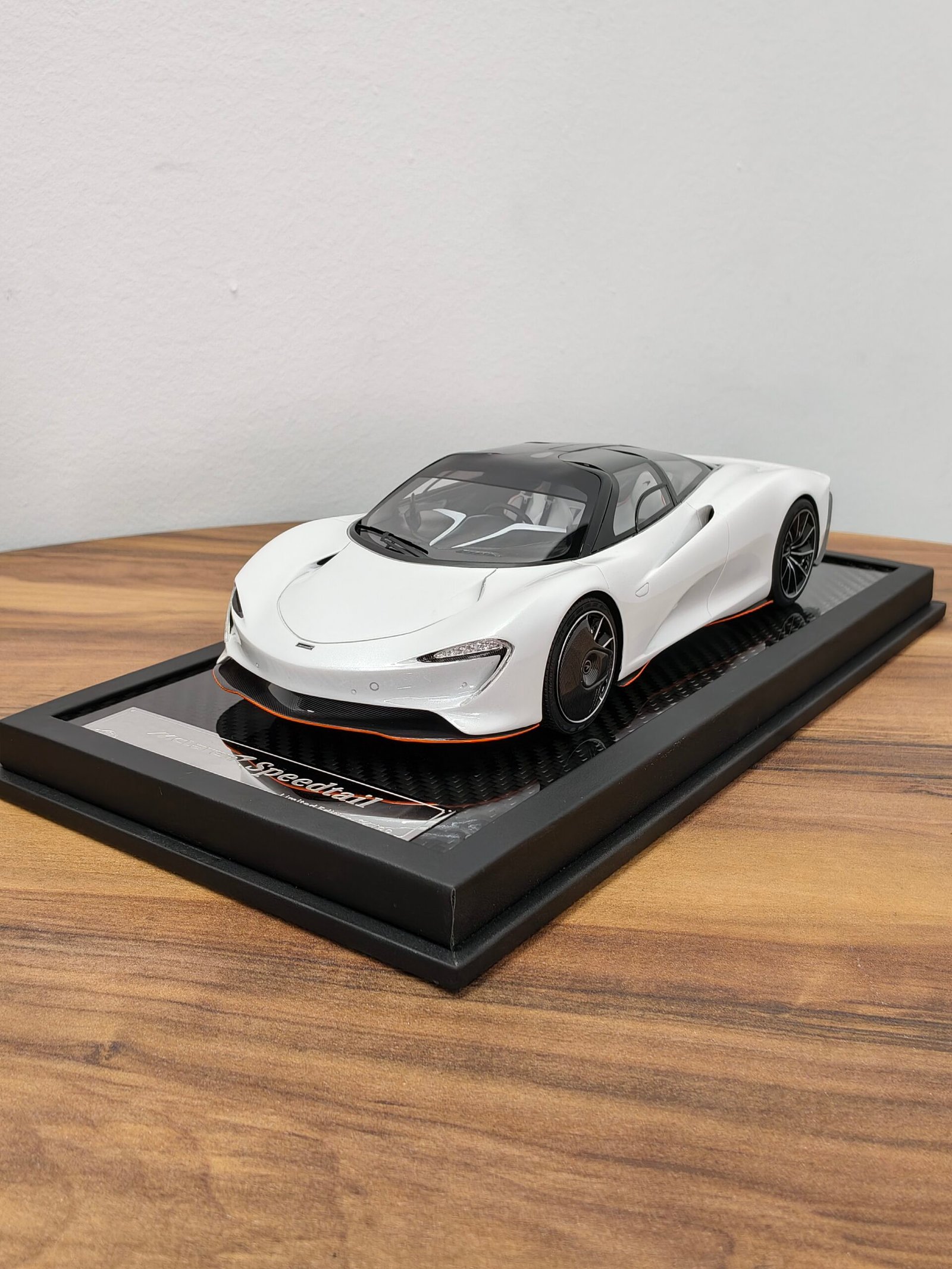 McLaren Speedtail 1:18 White