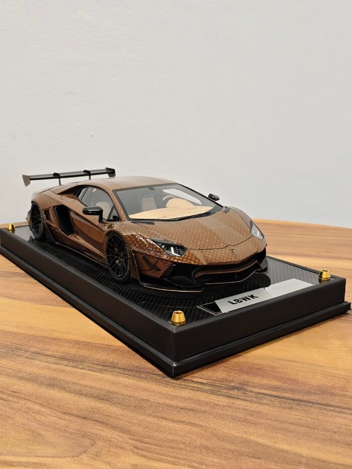 Lamborghini LBWK Louis Vuitton 1:18 Brown - Image 2