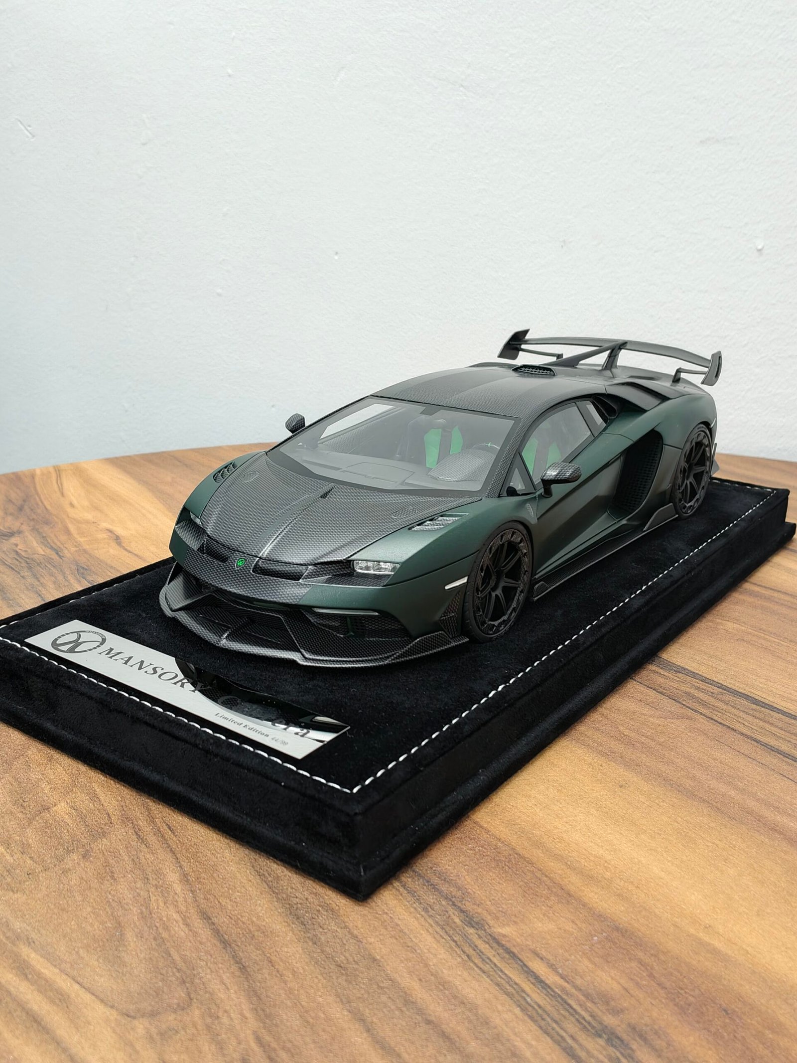 Lamborghini Aventador Mansory Cabrera 2020 My18-CAGC 1:18 Green Carbon