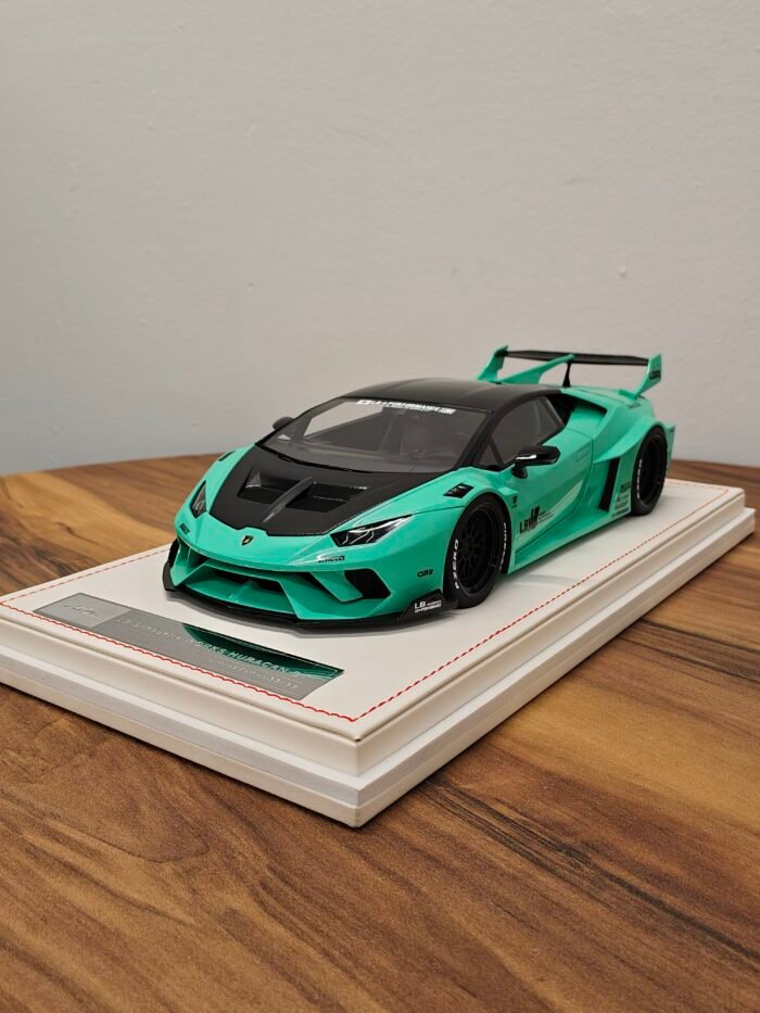 Lamborghini LB-Silhouette works Huracan GT 1:18 Light Green