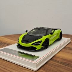 McLaren 720S Vorsteiner 1:18 Mantis Green