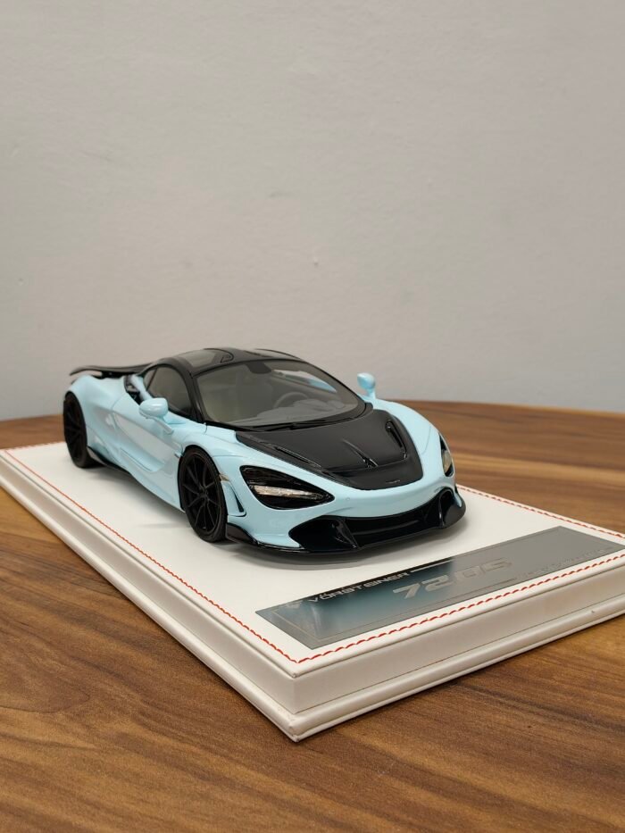 McLaren 720S Vorsteiner 1:18 Muriwai White - Image 2
