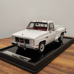 GMC Pickup Sierra Classic 1986 White 1:18