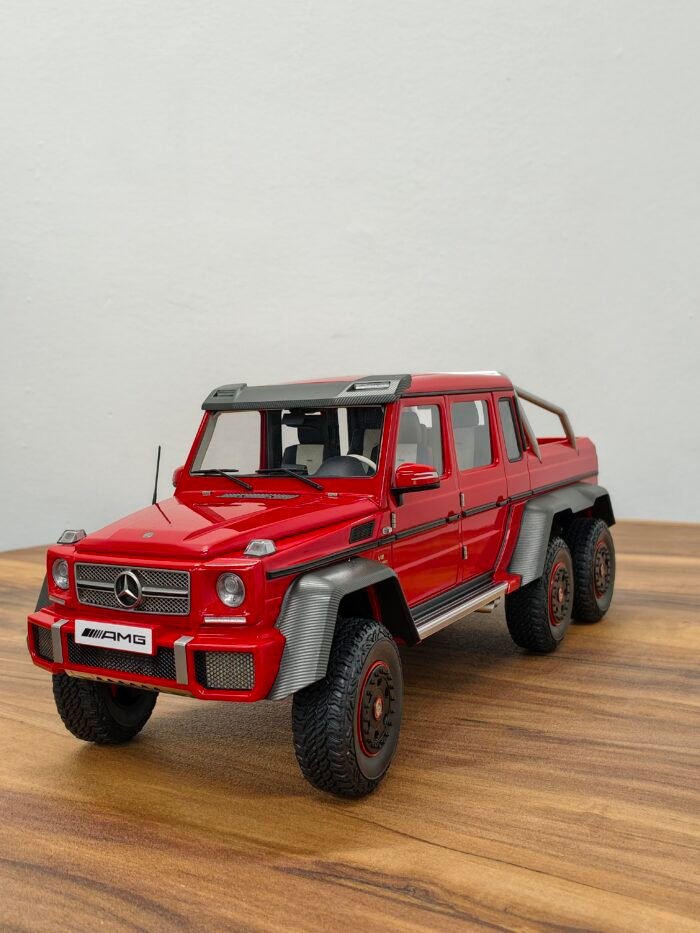 Mercedes-Benz G 63 AMG 6X6 Red 1:18