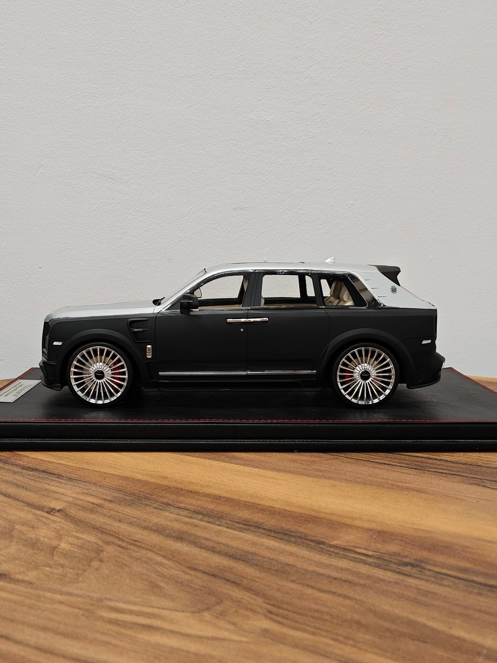 Rolls Royce Ghost 1:18 Silver Metallic Black - Image 3