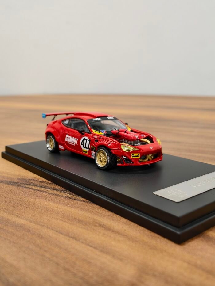 Toyota GT4586 1:64 Red - Image 2